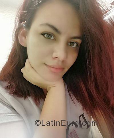Date this exotic Colombia girl Ruth Esther from Bogota CO30217