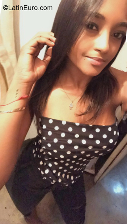 Date this lovely Costa Rica man Juan from Santo Domingo DO39884