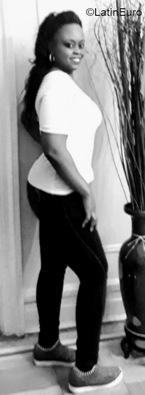 Date this sensual Dominican Republic girl Ana from San Pedro De Macoris DO39903