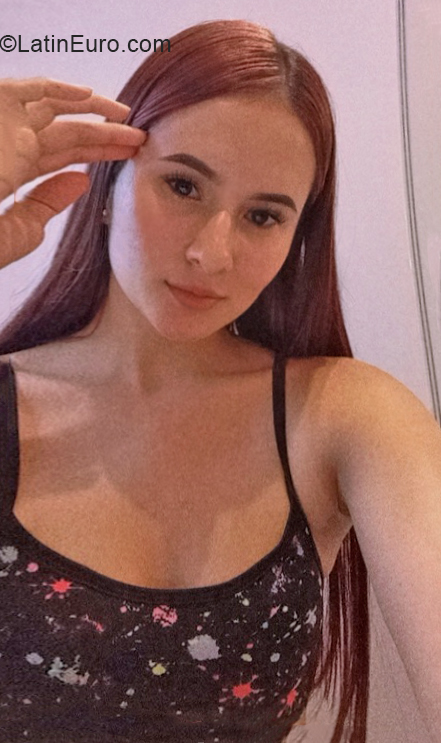 Date this hot Colombia girl Vanessa from Río Negro CO30430