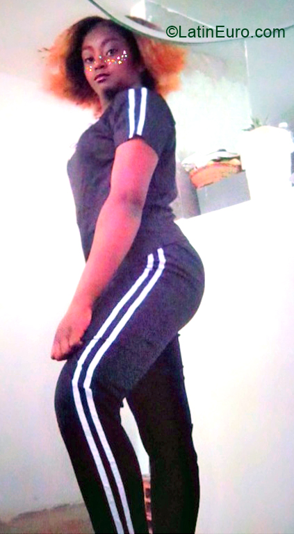 Date this sultry Colombia girl Camila from Bogota CO30451