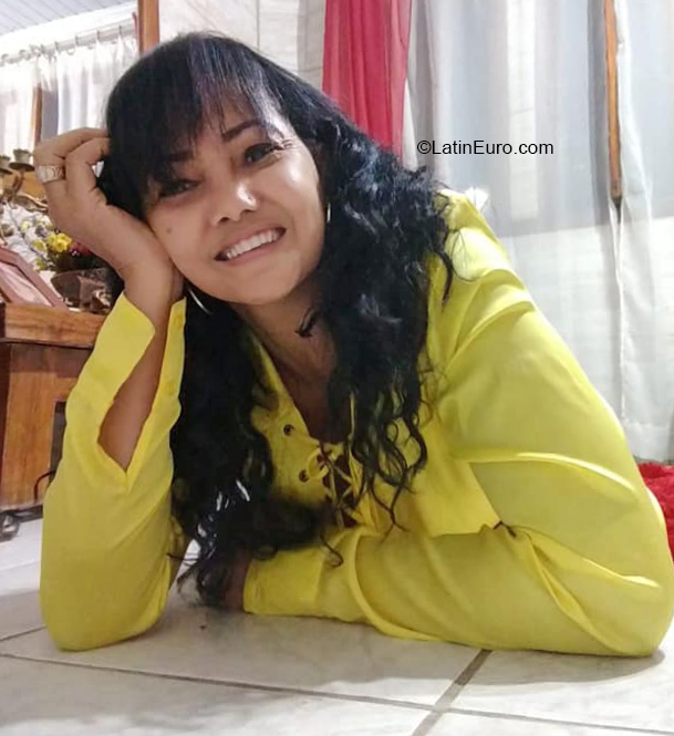 Date this gorgeous Brazil girl Maria from Itabuna BR11453