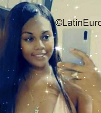 Date this passionate Colombia girl Coralain from Buenaventura CO30568