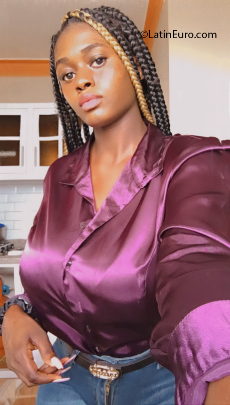 Date this sensual Dominican Republic girl Iammkarla from Santiago Caballeros DO40742
