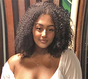Date this stunning Brazil girl Pamela from Rio de Janeiro BR11424