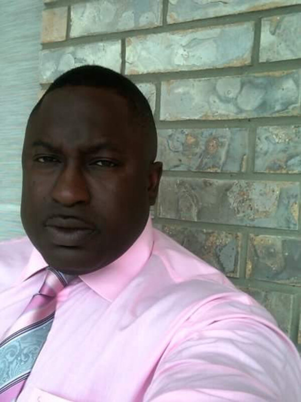 Date this gorgeous United States man MD from Sachse US21378