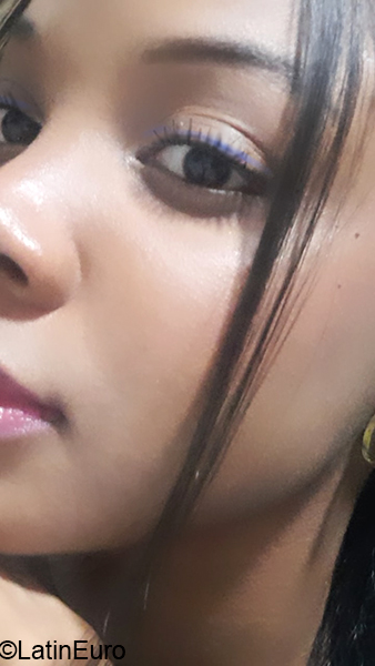 Date this voluptuous Colombia girl Lia from Cali CO30664