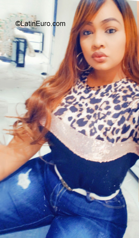 Date this young Dominican Republic girl Lixa from Puerto Plata San Felipe DO40107