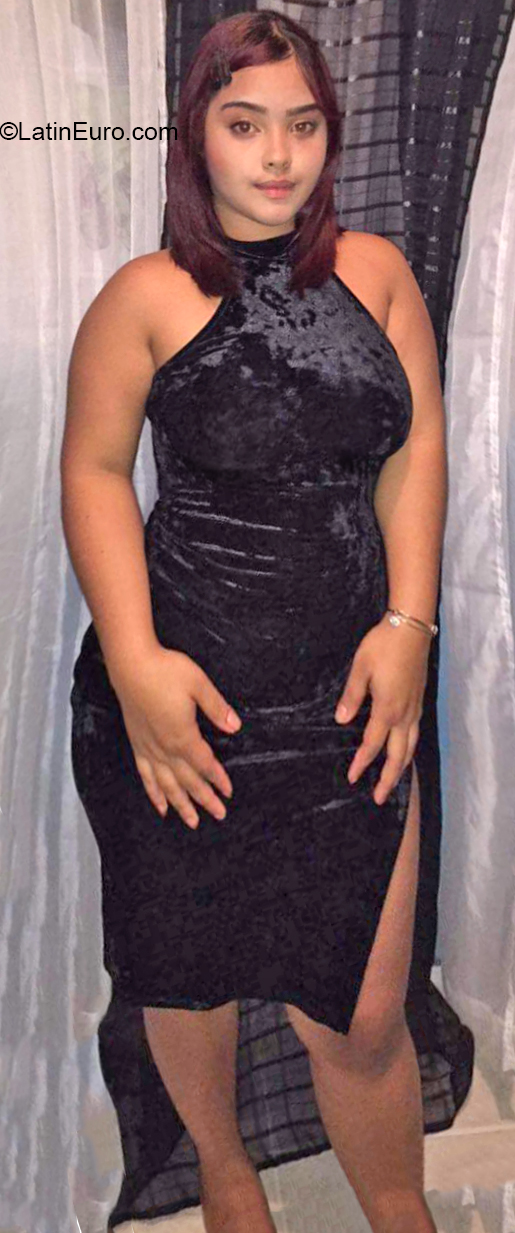 Date this georgeous Dominican Republic girl Jariely from Santiago DO40109