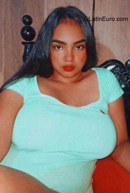 Date this delightful Colombia girl Dakota from Medellín CO31229