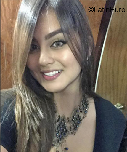 Date this gorgeous El Salvador girl Isabel from San Salvador SV171