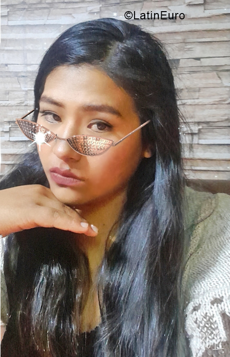 Date this cute Bolivia girl Sandra Alejandr from La Paz BO125