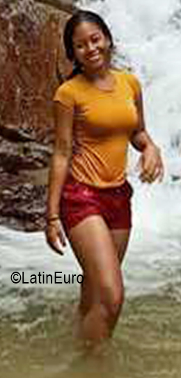 Date this attractive Colombia girl For You from Bucaramanga CO30820
