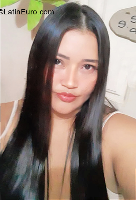 Date this georgeous Brazil girl Neuziane from Coari BR11474