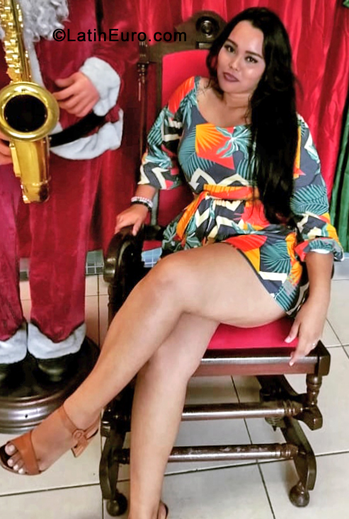 Date this cute Brazil girl Dayane from Manaus BR11489