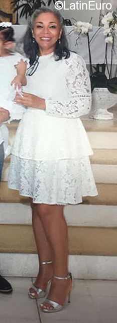 Date this sensual Dominican Republic girl Marlene from Santiago De Los Caballeros DO40282