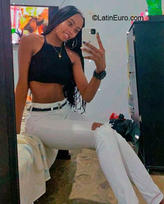 Date this delightful Colombia girl Karla from Medellin CO30941
