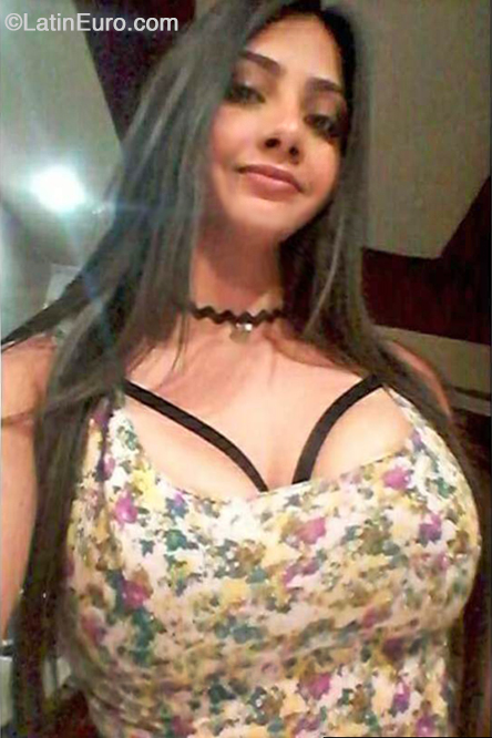Date this cute Ecuador girl Maria from Guayaquil EC869
