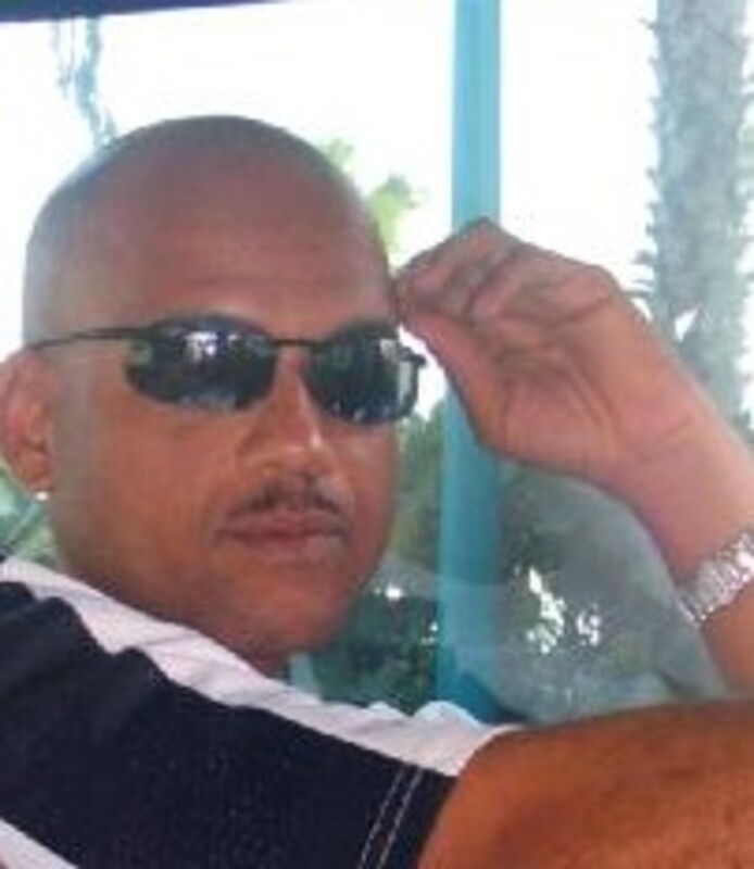 Date this tall Cayman Islands man DON from George Town KY25