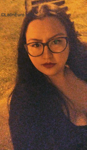 Date this exotic Colombia girl NAILYN from Medellin CO30998