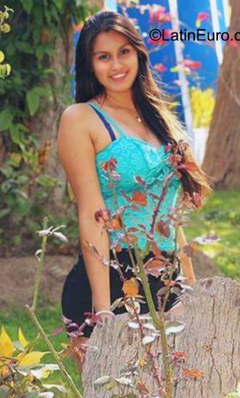 Date this passionate Peru girl Leslie from Chimbote PE1935