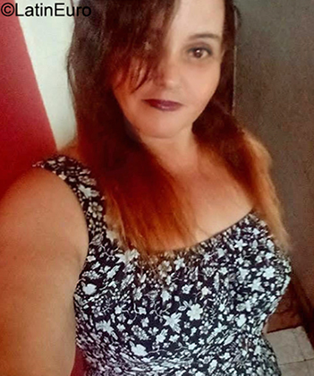 Date this happy Brazil girl Silvia from Sao Paulo BR11516