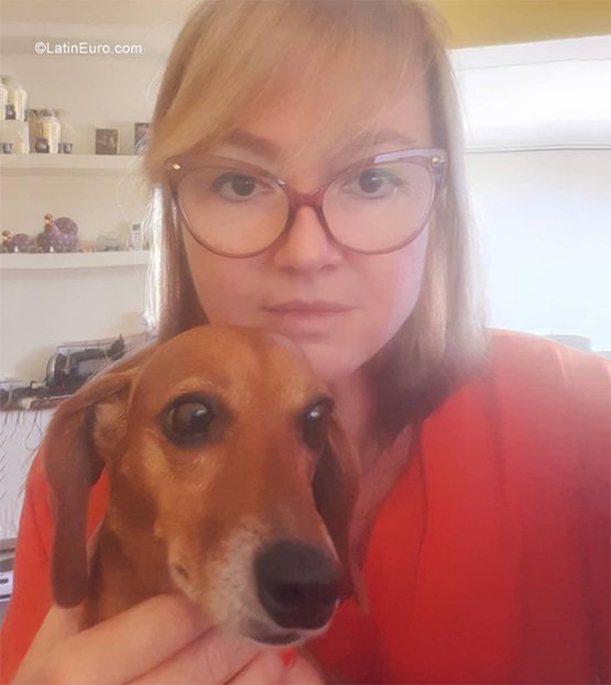 Date this charming Brazil girl Lenia from Porto Alegre BR11542
