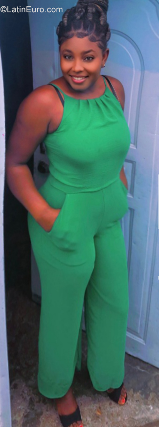 Date this lovely Dominican Republic girl MeechlovePr from Santo Domingo DO40372