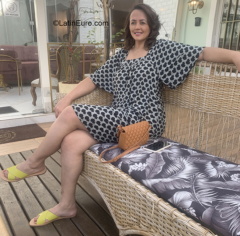 Date this beautiful Brazil girl Miriam from Imperatriz BR11567