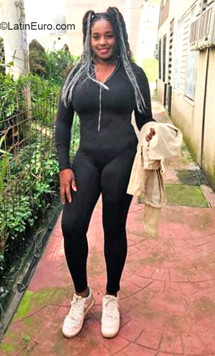 Date this exotic Ecuador girl Diana from Esmeraldas EC878