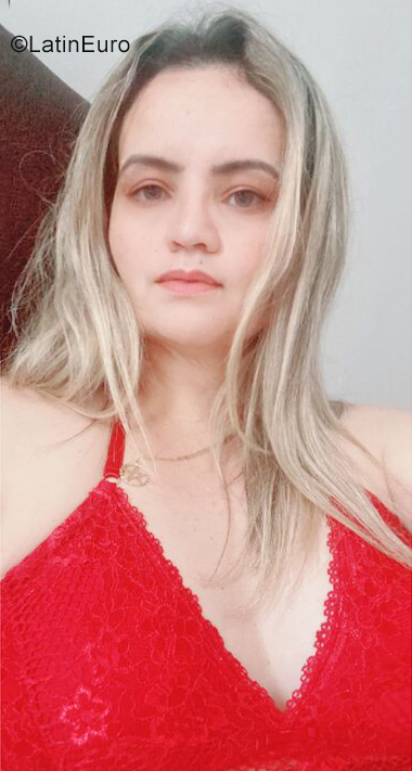 Date this exotic Brazil girl Camila from Uberlândia BR11589