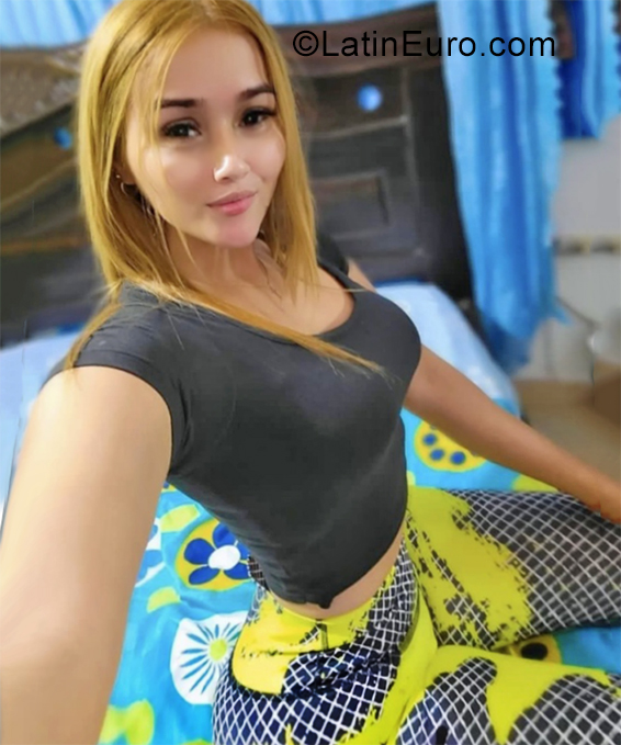Date this gorgeous Ecuador girl Marygaby from Guayaquil EC887