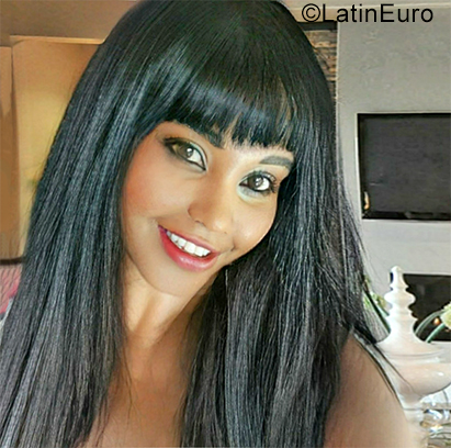 Date this tall Brazil girl Sweet from Rio De Janeiro BR11598