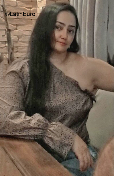 Date this charming Brazil girl Christine from Belo Horizonte BR11616