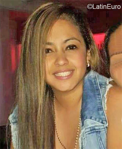 Date this charming Colombia girl Mara from Cali CO31268