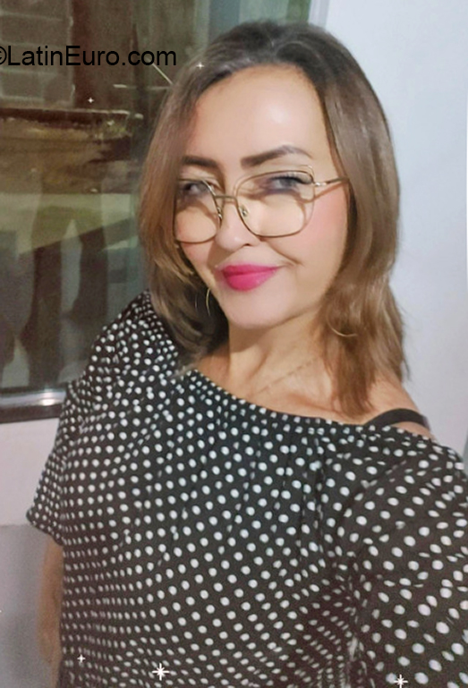 Date this cute Brazil girl Maria from Boa Vista BR11653