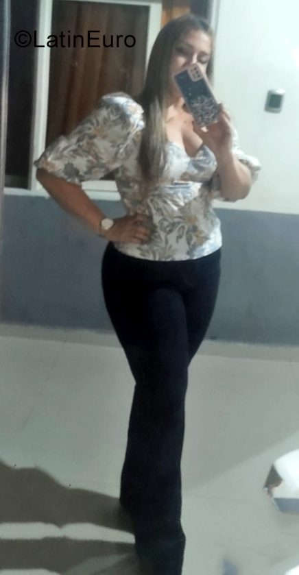 Date this beautiful Colombia girl Jessica from Cali CO31655
