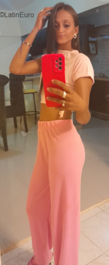 Date this pretty Dominican Republic girl Esther from Santiago DO40824