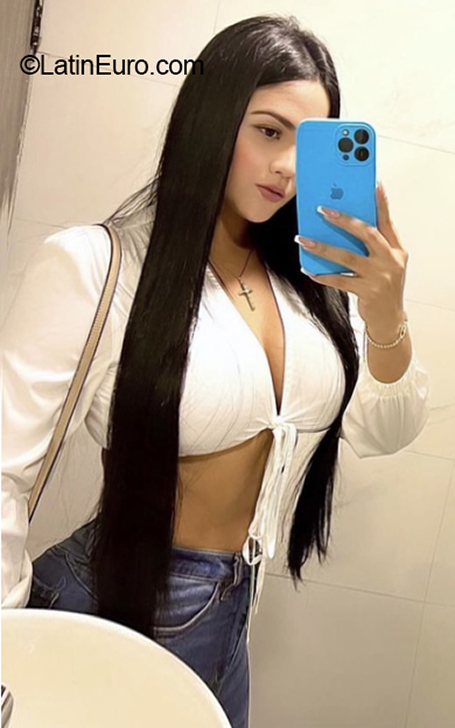 Date this athletic Mexico girl Kasandra from Gómez MX2624