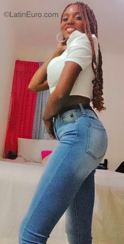Date this delightful Dominican Republic girl Jacquelin from Republica Dominicana DO43596