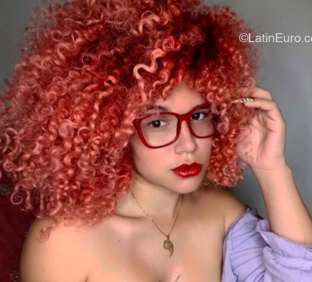 Date this georgeous Venezuela girl Sharon from Venezuela VE4385