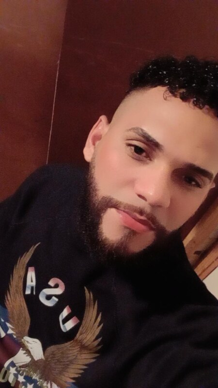 Date this attractive United States man Ni&amp;ntilde;omalo from Boston US22380