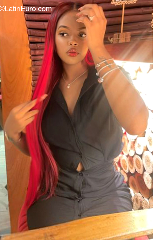 Date this sultry Dominican Republic girl Ashley from Santo Domingo DO45316