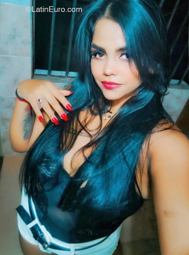 Date this delightful Venezuela girl Emperatriz from Caracas VE4566