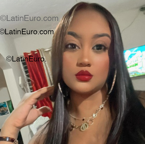 Date this funny Dominican Republic girl Rosy from Santiago De Los Caballeros DO51921