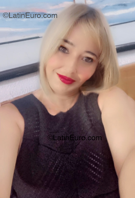 Date this exotic Venezuela girl Luna from Guanare VE4923