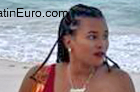Date this passionate United States girl Ayan from Miami US24249