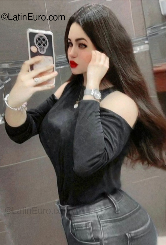 Date this beautiful Honduras girl Alessa from Culiacan HN2974