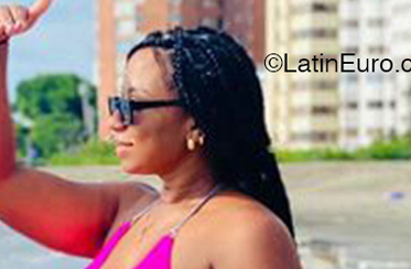 Date this funny Colombia girl Laura from Cartagena CO33542