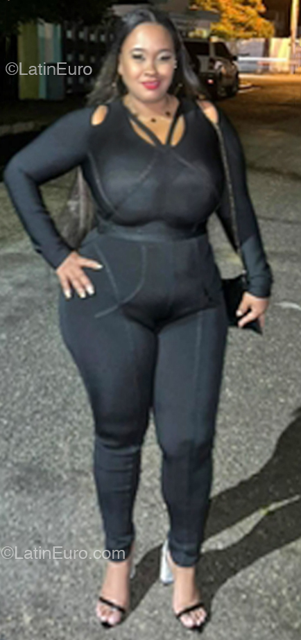 Date this beautiful Dominican Republic girl Annedy from Punta Cana DO53636